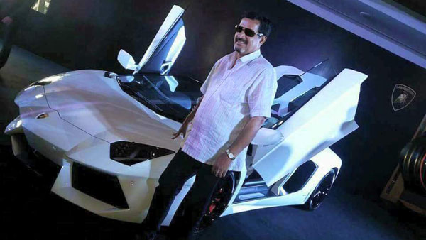 இது நிச்சயம் உங்களுக்கு பிரம்மிப்பை ஏற்படுத்தலாம்... இருட்டுலக தலைவனிடம் இத்தனை ஆடம்பர கார்களா? இது நிச்சயம் உங்களுக்கு பிரம்மிப்பை ஏற்படுத்தலாம்... இருட்டுலக தலைவனிடம் இத்தனை ஆடம்பர கார்களா?