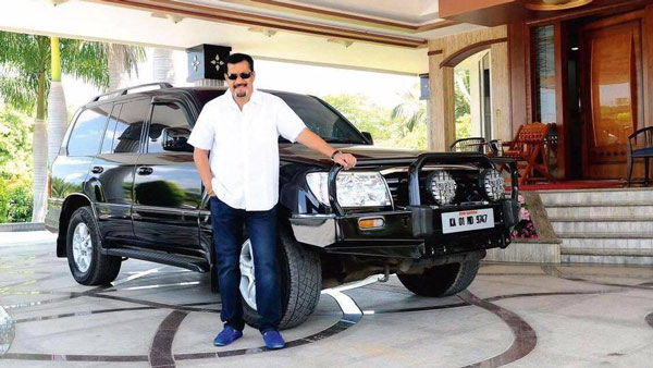 இது நிச்சயம் உங்களுக்கு பிரம்மிப்பை ஏற்படுத்தலாம்... இருட்டுலக தலைவனிடம் இத்தனை ஆடம்பர கார்களா? இது நிச்சயம் உங்களுக்கு பிரம்மிப்பை ஏற்படுத்தலாம்... இருட்டுலக தலைவனிடம் இத்தனை ஆடம்பர கார்களா?