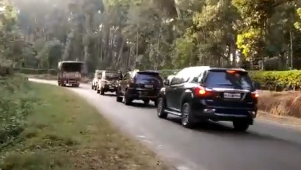 இது நிச்சயம் உங்களுக்கு பிரம்மிப்பை ஏற்படுத்தலாம்... இருட்டுலக தலைவனிடம் இத்தனை ஆடம்பர கார்களா? இது நிச்சயம் உங்களுக்கு பிரம்மிப்பை ஏற்படுத்தலாம்... இருட்டுலக தலைவனிடம் இத்தனை ஆடம்பர கார்களா?