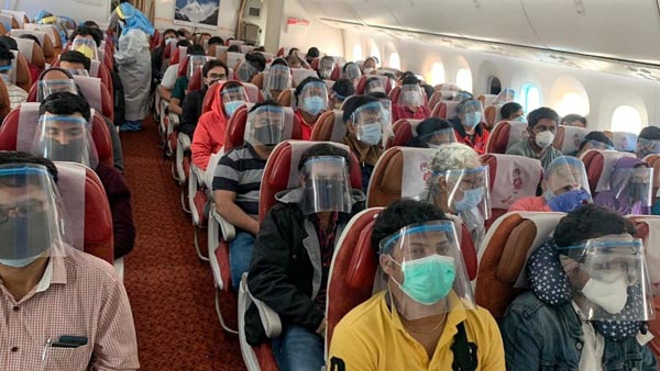 விமானங்களில் இனி இதுக்கெல்லாம் தடையாமுங்கோ... இதோ லிஸ்ட் - செய்ய வேண்டியவை, செய்ய கூடாதவை! விமானங்களில் இனி இதுக்கெல்லாம் தடையாமுங்கோ... இதோ லிஸ்ட் - செய்ய வேண்டியவை, செய்ய கூடாதவை!