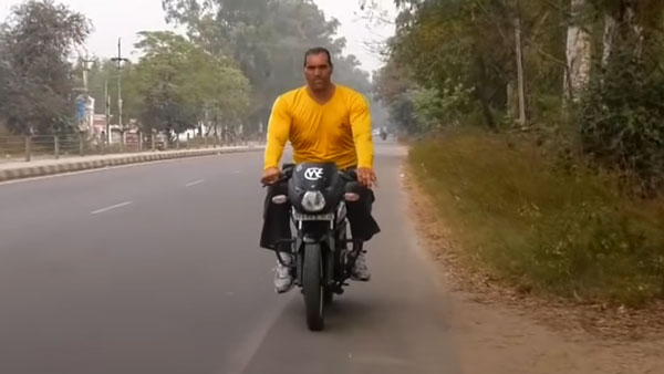 பாவம் விட்றுங்க... தி கிரேட் காளி செய்த காரியத்தை பார்த்து உறைந்து போன ரசிகர்கள்... வைரலாகும் வீடியோ