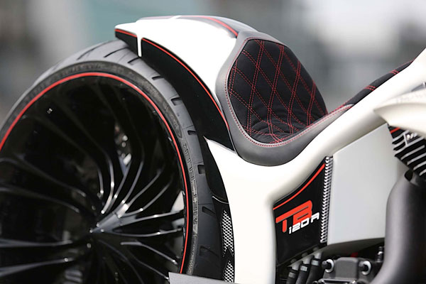 மினி லம்போர்கினி அவென்டேடார் காராக மாறிய ஹார்லி டேவிட்சன் பைக்... சப்புகொட்ட வைக்கும் கவர்ச்சி!