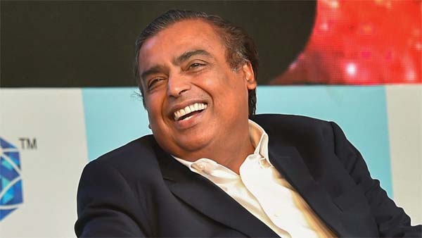 முகேஷ் அம்பானியின் வீட்டில் இருந்து அரிதாக வெளியே வரும் 2 அதிசய கார்கள்... தலை சுற்ற வைக்கும் விலை