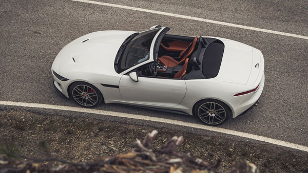 ராயல் என்பீல்டு பைக்கை விற்க புது யுக்தியை கையாண்ட டீலர்... இதெல்லாம் கொஞ்ச ஓவரா இருக்குங்க...