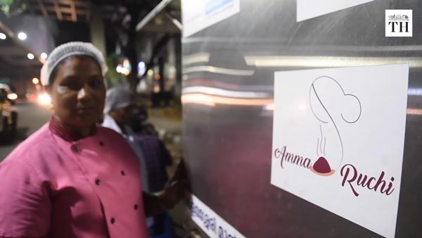 கேரளாவை கலக்கும் புதுமை பெண்கள்... இந்தியாவின் முன்னணி தொழிலதிபரே அசந்து போய்ட்டாரு... ஏன் தெரியுமா?