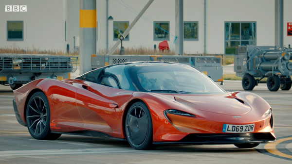 ஜெட் விமானத்துடன் போட்டியிட்ட மெக்லாரன் சூப்பர் கார்... நீங்கள் எதிர்பார்க்காத ஆச்சரிய பதில்.. வீடியோ!