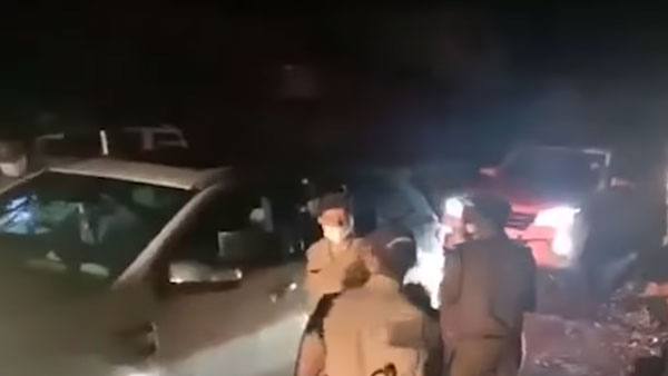 இக்காடன சூழ்நிலையில் அஜாக்கிரதையாக செயல்பட்ட எம்எல்ஏ... தக்க பாடம் புகட்டிய காவல்துறை... முதலமைச்சர் கண்டனம்!