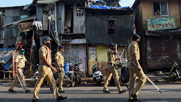 இனி இ-பாஸ் தேவையில்லை... ஆனா வேறு ஒன்றை காண்பிக்கனுமாம்! ஓபனாக அறிவித்த நொய்டா காவல்துறை...