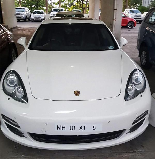 ரூ. 8 கோடி மதிப்புள்ள ரோல்ஸ் ராய்ஸ் கோஸ்ட்... மிக மலிவான விலையில் வாங்கிய ராஜஸ்தான் தொழிலதிபர்... எப்படி தெரியுமா?