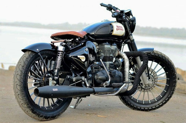 சொந்த காசில் சூனியம் வைத்து கொள்ளும் ராயல் என்பீல்டு காதலர்கள்... இந்த மேட்டர யாரும் சொல்ல மாட்டாங்க சொந்த காசில் சூனியம் வைத்து கொள்ளும் ராயல் என்பீல்டு காதலர்கள்... இந்த மேட்டர யாரும் சொல்ல மாட்டாங்க