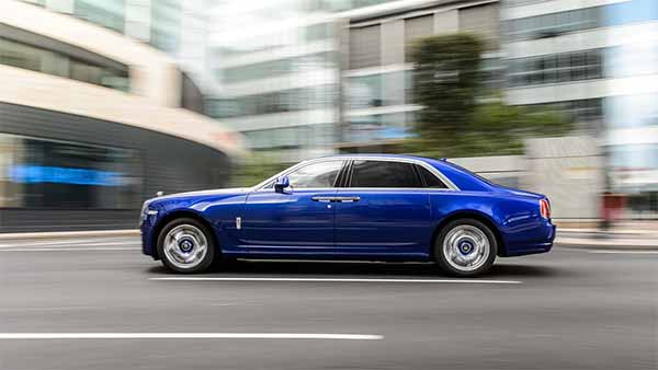 சூப்பர்... அரபு நாட்டில் மாஸ் காட்டும் இந்திய தொழிலதிபர்... இந்த விஷயம் தெரிஞ்சா அசந்து போய்ருவீங்க