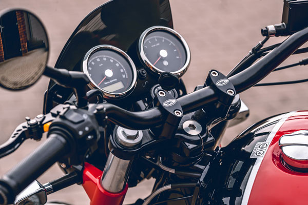 ஐரோப்பிய நாடு ஒன்றில் விற்பனை செய்யப்படும் ராயல் எண்ட்பீல்டு இண்டர்செப்டர் 650 பைக் இது...! 