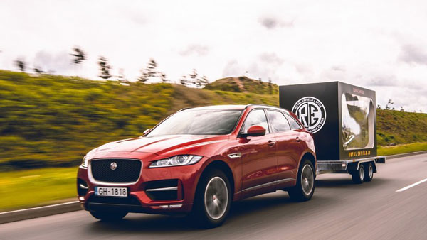 ராயல் என்பீல்டு பைக்கை விற்க புது யுக்தியை கையாண்ட டீலர்... இதெல்லாம் கொஞ்ச ஓவரா இருக்குங்க...