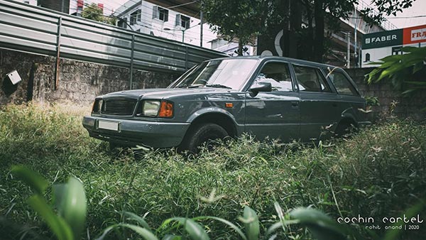 நம்ம தாத்தா காலத்து டாடா காரில் இவ்ளோ அம்சங்களா... லுக்குதான் பழசு, ஆனா தொழில்நுட்பம் வேற லேவல்!