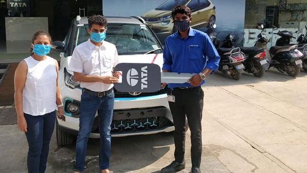 இந்தியாவின் மலிவான எலக்ட்ரிக் கார்... டாடா நெக்ஸான் இவி மாடலின் டெலிவிரிகள் ஆரம்பம்...