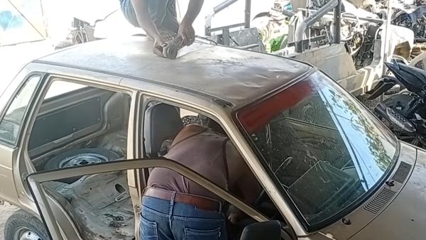 3 வீலராக மாறிய மாருதி சுஸுகி 800... இதுதான் உலகின் மிக குறுகிய மாருதி 800... இதோ வீடியோ!