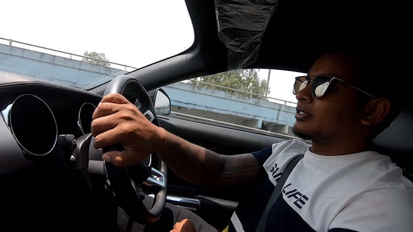 பிரபல கிரிக்கெட் வீரர் செய்த காரியம்... விஷயத்தை கேட்டு ஆடிப்போன இந்திய மக்கள்... என்னனு தெரியுமா?