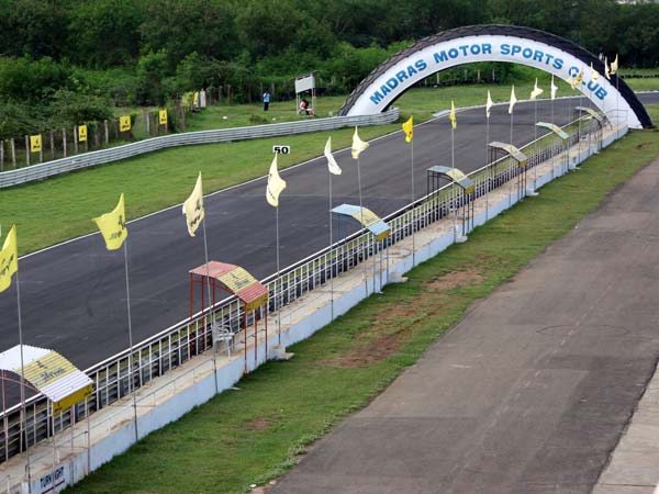 சென்னை மற்றும் புத் ரேஸ் டிராக்குகள் விரைவில் திறக்கப்படுகிறது