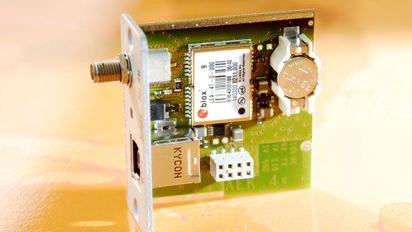 பழசோ, புதுசோ... நிச்சயம் இது உங்கள் காரில் இருந்தே ஆக வேண்டும்... அப்படி என்னங்க ஸ்பெஷல் இந்த கருவில! பழசோ, புதுசோ... நிச்சயம் இது உங்கள் காரில் இருந்தே ஆக வேண்டும்... அப்படி என்னங்க ஸ்பெஷல் இந்த கருவில!