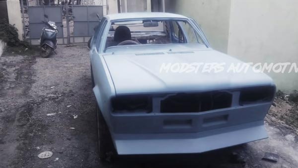 நம்பவே முடியலையே 16 வருட பழைய காரா இது? அடேங்கப்பா என்ன ஒரு மாற்றம்... வாயை பிளக்க வைக்கும் ஸ்டைல்!