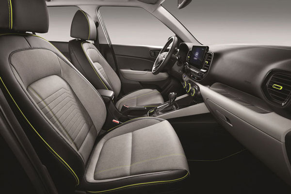 தென்கொரிய மக்களுக்காக ஹூண்டாய் களமிறக்கியுள்ள வென்யூ மாடலின் ஸ்பெஷல் எடிசன்... 