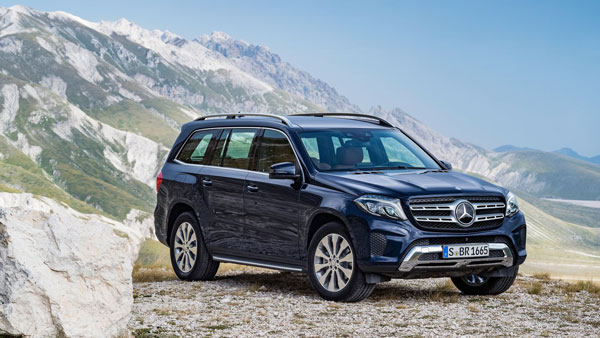 1 கோடி ரூபாய் மதிப்புள்ள சொகுசு காரில் தொழிலதிபர் செய்த காரியம்... என்னனு தெரிஞ்சா கடுப்பாயிருவீங்க