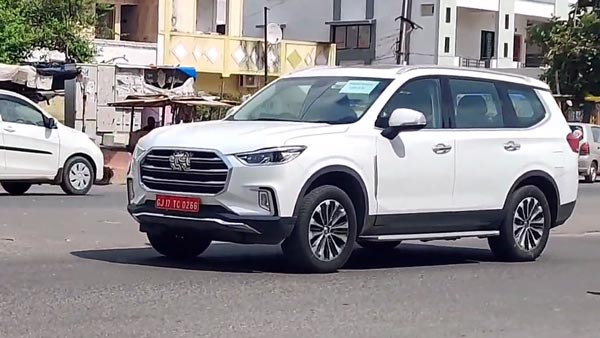 டொயோட்டா ஃபார்ச்சூனருக்கு எம்ஜி நிறுவனத்தின் போட்டி எஸ்யூவி கார்... க்ளோஸ்டர் இந்தியாவில் சோதனை...