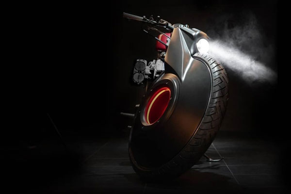 உருமாற்றத்தில் நடிகர்களை மிஞ்சிய ஹார்லி டேவிட்சன்! இப்படி ஒரு மாடிஃபிகேஷனை உங்க வாழ்நாளில் பார்க்கவே முடியாது...