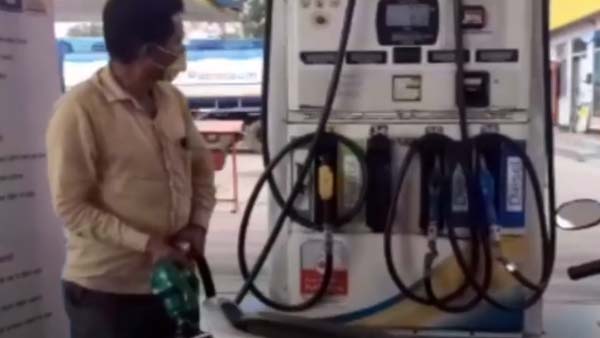 பெட்ரோல் திருட்டு அச்சம் இனி இல்லை... பயன்பாட்டுக்கு வந்தது நாட்டின் முதல் ஊழியரில்லா பெட்ரோல் நிலையம்...