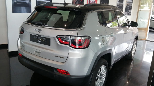 யூஸ்டு காம்பஸ் எஸ்யூவியே நேரடியாக விற்பனை செய்யும் ஜீப்!