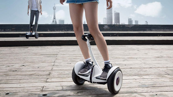 சுஷாந்த் இழப்பின் அதிர்வலையே இன்னும் ஓயல... அதுக்குள்ள இதுவேறயா! பிரியா விடைபெறும் காவலர்களின் பிரியமான வாகனம்...