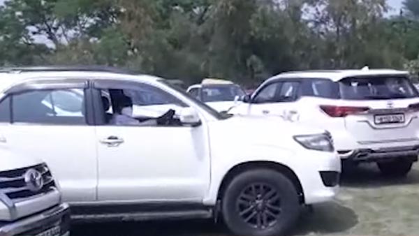 இரண்டே பேர்தான், ஆனா திருடியது 18 கார்கள்! அத்தனையும் விலையுயர்ந்த எஸ்யூவி கார்கள்... மிரள வைக்கும் சம்பவம்! இரண்டே பேர்தான், ஆனா திருடியது 18 கார்கள்! அத்தனையும் விலையுயர்ந்த எஸ்யூவி கார்கள்... மிரள வைக்கும் சம்பவம்!