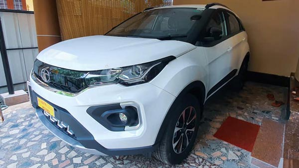 மத்தவங்க சொல்றத எல்லாம் விடுங்க... நம்மில் ஒருவர் டாடா நெக்ஸான் காரை பற்றி என்ன சொல்லியிருக்கார் தெரியுமா? மத்தவங்க சொல்றத எல்லாம் விடுங்க... நம்மில் ஒருவர் டாடா நெக்ஸான் காரை பற்றி என்ன சொல்லியிருக்கார் தெரியுமா?