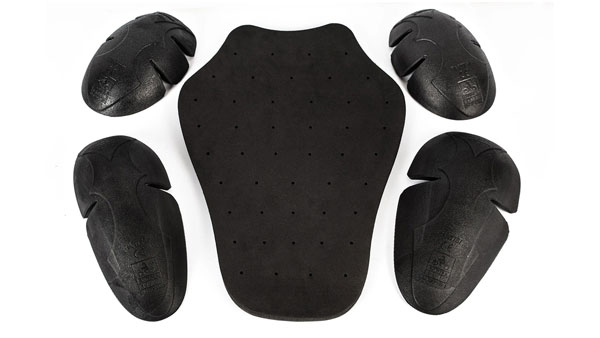 இந்த ரைடிங் ஜாக்கெட்டை இப்படியும் பயன்படுத்த முடியுமா? அட்டகாசமே இருக்கே... நாமும் ஒன்னு வாங்கிக்கலாமா! 