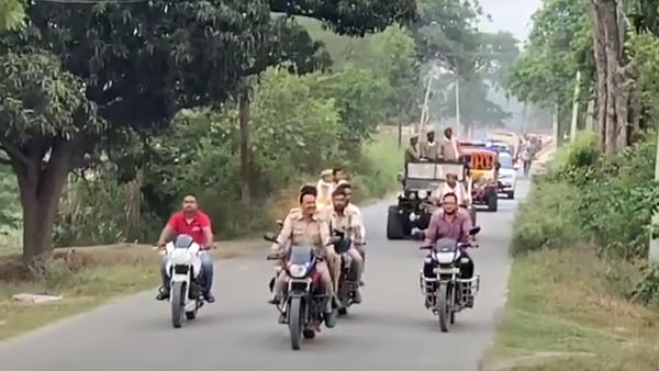 கான்வாய்ல போனது ஒரு குத்தமா... போலீஸார்களை கொத்தாக பணியிடை நீக்கம் செய்த காவல்துறை! இதுக்கு வேறொரு காரணம் இருக்கு!