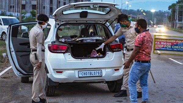 சமூக விலகலை மீறினால் ஆப்பு... வாகனங்களில் பயணிப்பவர்களுக்கான அபராதம் அறிவிப்பு... எவ்ளோ தெரியுமா?