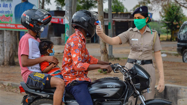 சமூக விலகலை மீறினால் ஆப்பு... வாகனங்களில் பயணிப்பவர்களுக்கான அபராதம் அறிவிப்பு... எவ்ளோ தெரியுமா?