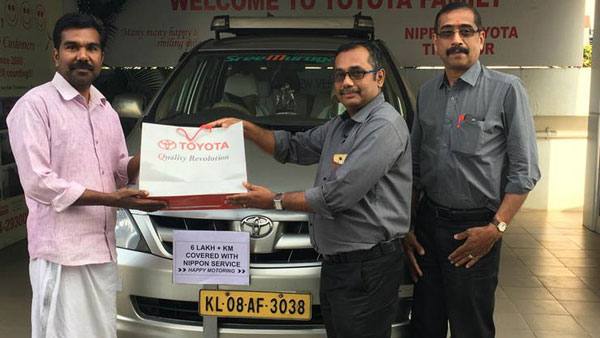 அதிசய கார்... இந்த டொயோட்டா இன்னோவா எவ்வளவு கிமீ ஓடியுள்ளது என தெரிந்தால் ஆச்சரியப்படுவீர்கள்...