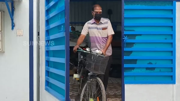 மகன் கொடுத்த ஐடியாவில் தந்தை உருவாக்கிய சூப்பர் சைக்கிள்... வாயை பிளந்து பார்க்கும் ஓசூர் மக்கள்...