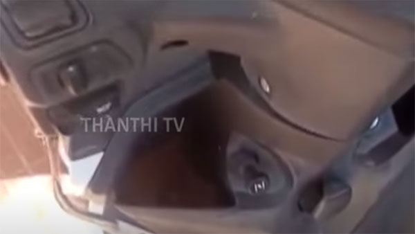 மதுரை மண்ணின் பாசம்... மூணு மாசமா ஸ்கூட்டரை தொடாத வழக்கறிஞர்... காரணத்தை கேட்டு நெகிழும் மக்கள்...