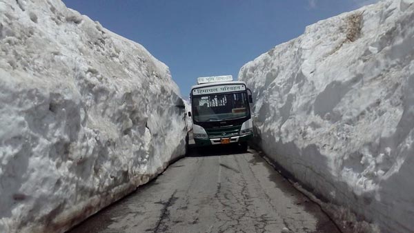 கட்டணத்தை தீர்மானிக்கும் செல்போன் செயலி... கட்டண கொள்ளைக்கு முற்று புள்ளி வைக்க பேருந்து கழகம் அதிரடி!