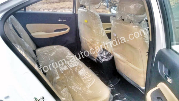 டீலர்ஷிப் ஷோரூம்களில் 2020 ஹோண்டா சிட்டி... எப்போது அறிமுகமாகவுள்ளது...?