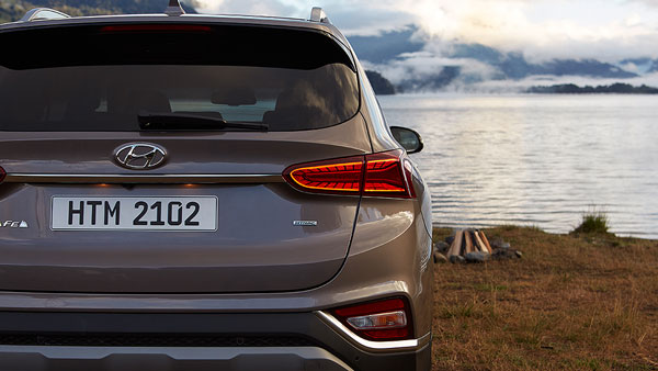 கொரோனாவால் அதிர்ஷ்டம்... ஒரு கார் வாங்கினால் ஒரு கார் இலவசம்... முன்பணம் வெறும் ரூ.1.500 மட்டும்தான்