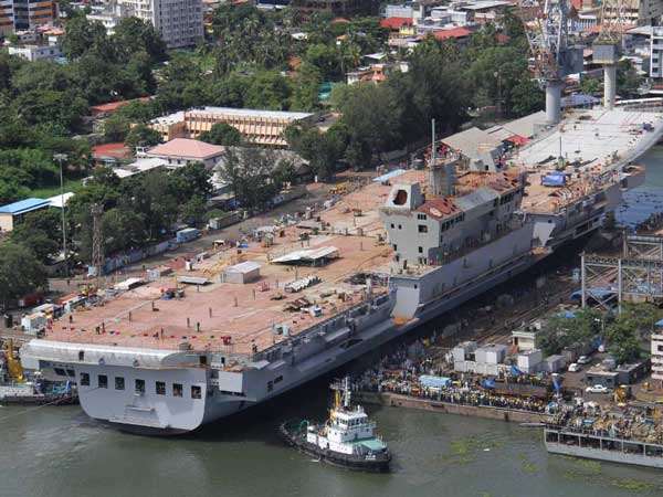 3-வது விமானம் தாங்கி போர்க் கப்பல் திட்டத்தை கையில் எடுக்கும் இந்தியா!