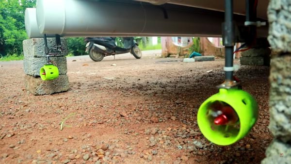 பியூசி பழுப்பால் உருவான ரிமோட் கன்ட்ரோல் படகு... ஒட்டுமொத்த இந்தியாவையும் மெர்சலாக்கிய கேரள சேட்டன்கள்!