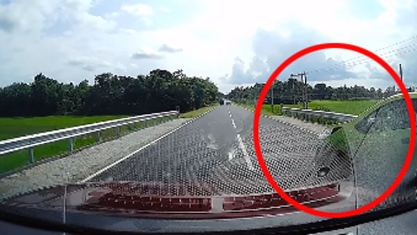 கண்ணிமைக்கும் நேரத்தில் குறுக்கே வந்த கார்... விலையுயர்ந்த காரை நொடிப்பொழுதில் காப்பாற்றிய ஏபிஎஸ்... வீடியோ! கண்ணிமைக்கும் நேரத்தில் குறுக்கே வந்த கார்... விலையுயர்ந்த காரை நொடிப்பொழுதில் காப்பாற்றிய ஏபிஎஸ்... வீடியோ!