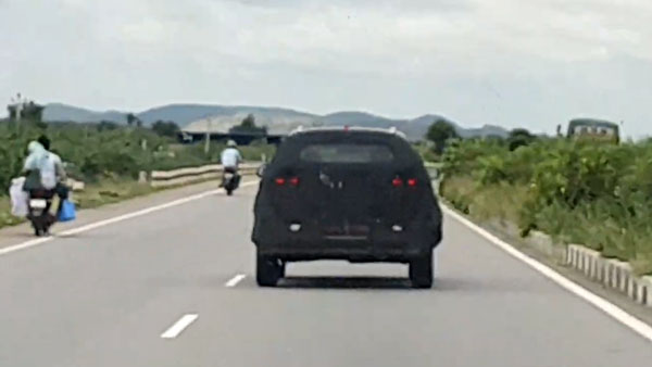 செல்டோஸ் ரசிகர்களை கவர தயாராகும் கியா சொனெட்... வழக்கமான ஆரஞ்ச் நிறத்தில் சோதனை ஓட்டம்...