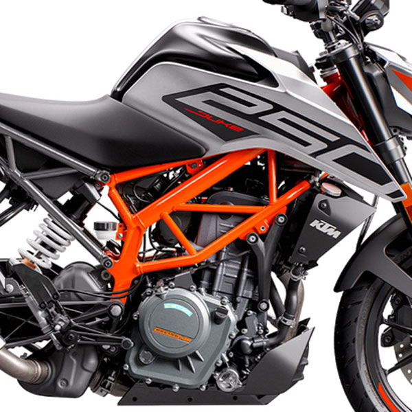 விற்பனைக்கே வராத 250 ட்யூக் பைக்கின் விலையை உயர்த்திய கேடிஎம்... காரணத்தை கேட்டு ஷாக்கான வாகன பிரியர்கள்!