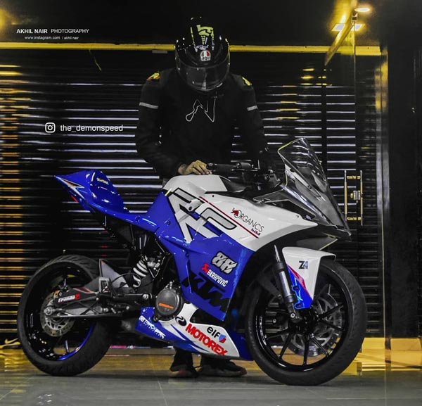 பைக் மாடிஃபைடில் மீண்டும் மெர்சல் காட்டியுள்ள கேரளா... இம்முறை கேடிஎம் ஆர்சி200 பைக்...