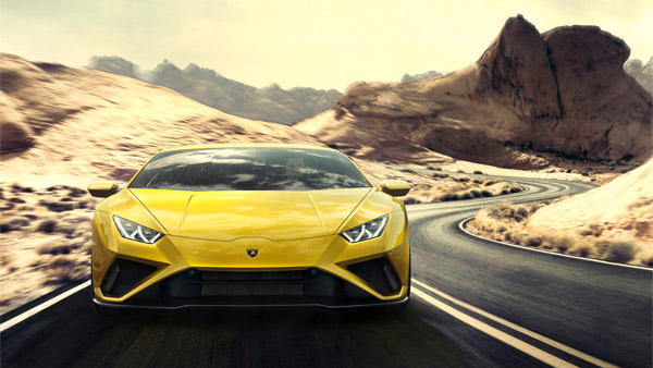 பெயிண்டிங் கடையில் இருந்த கோடி ரூபாய் விலையுள்ள காரை தூக்கிய போலீஸ்... காரணத்தை கேட்டு மிரண்டுபோன கடைக்காரர்!